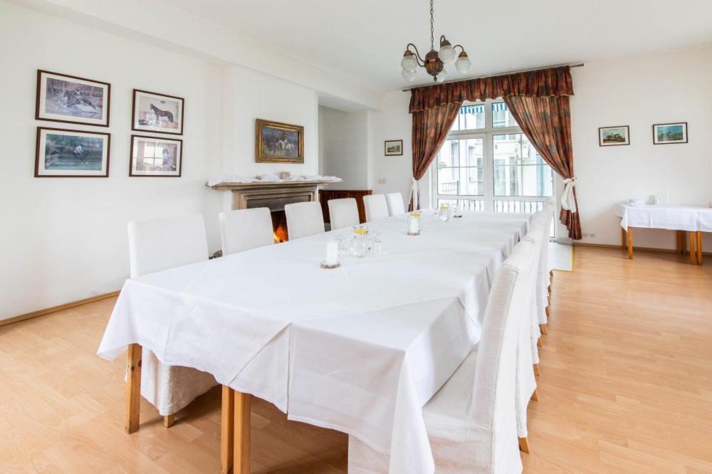 Kastiel Agatka Hotel Chorvatsky Grob ภายนอก รูปภาพ