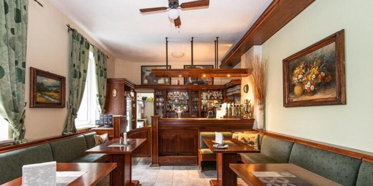 Kastiel Agatka Hotel Chorvatsky Grob ภายนอก รูปภาพ