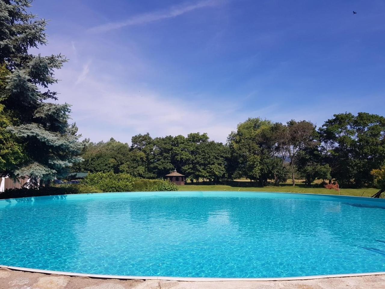 Kastiel Agatka Hotel Chorvatsky Grob ภายนอก รูปภาพ